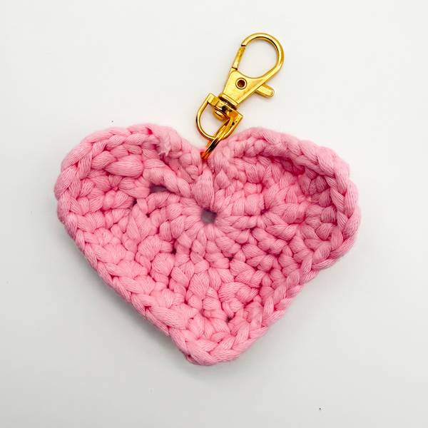 Side view of the crocheted heart charm